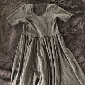 Alice and Ames charcoal size 6